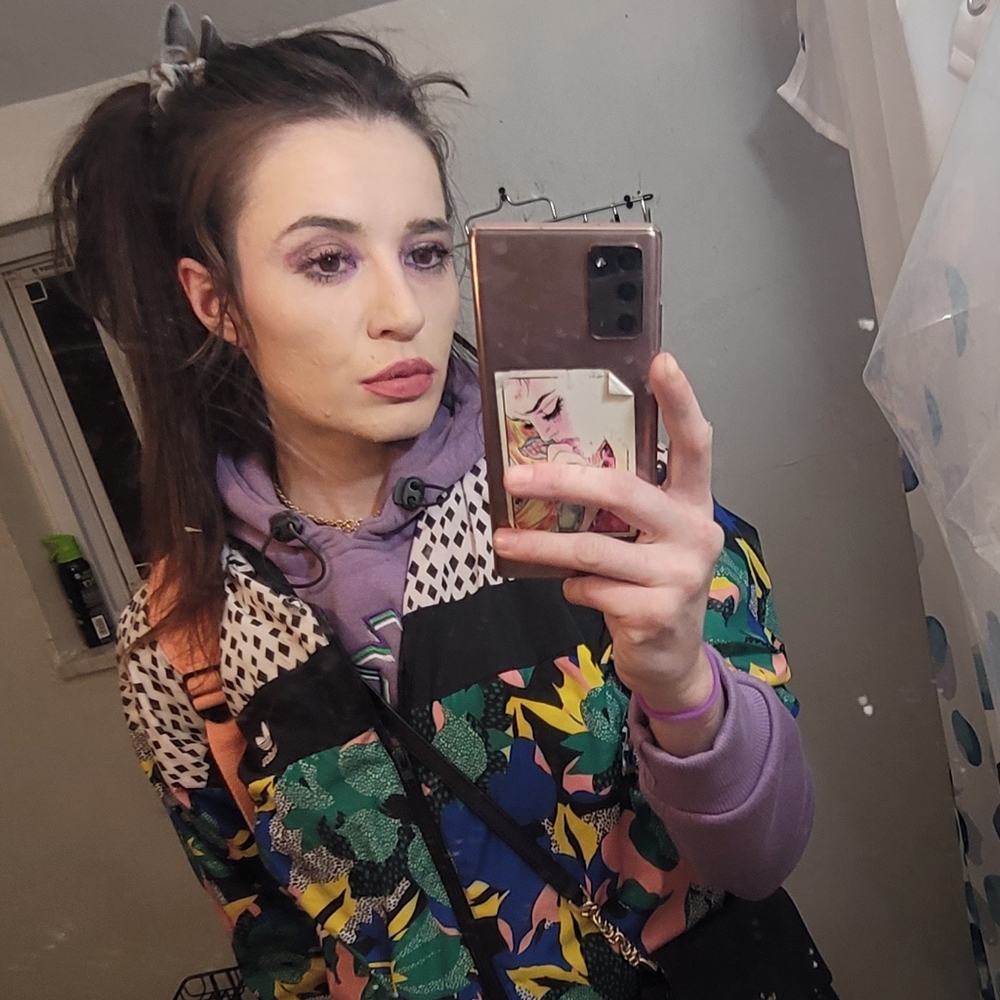 Meet your Posher, Alissa